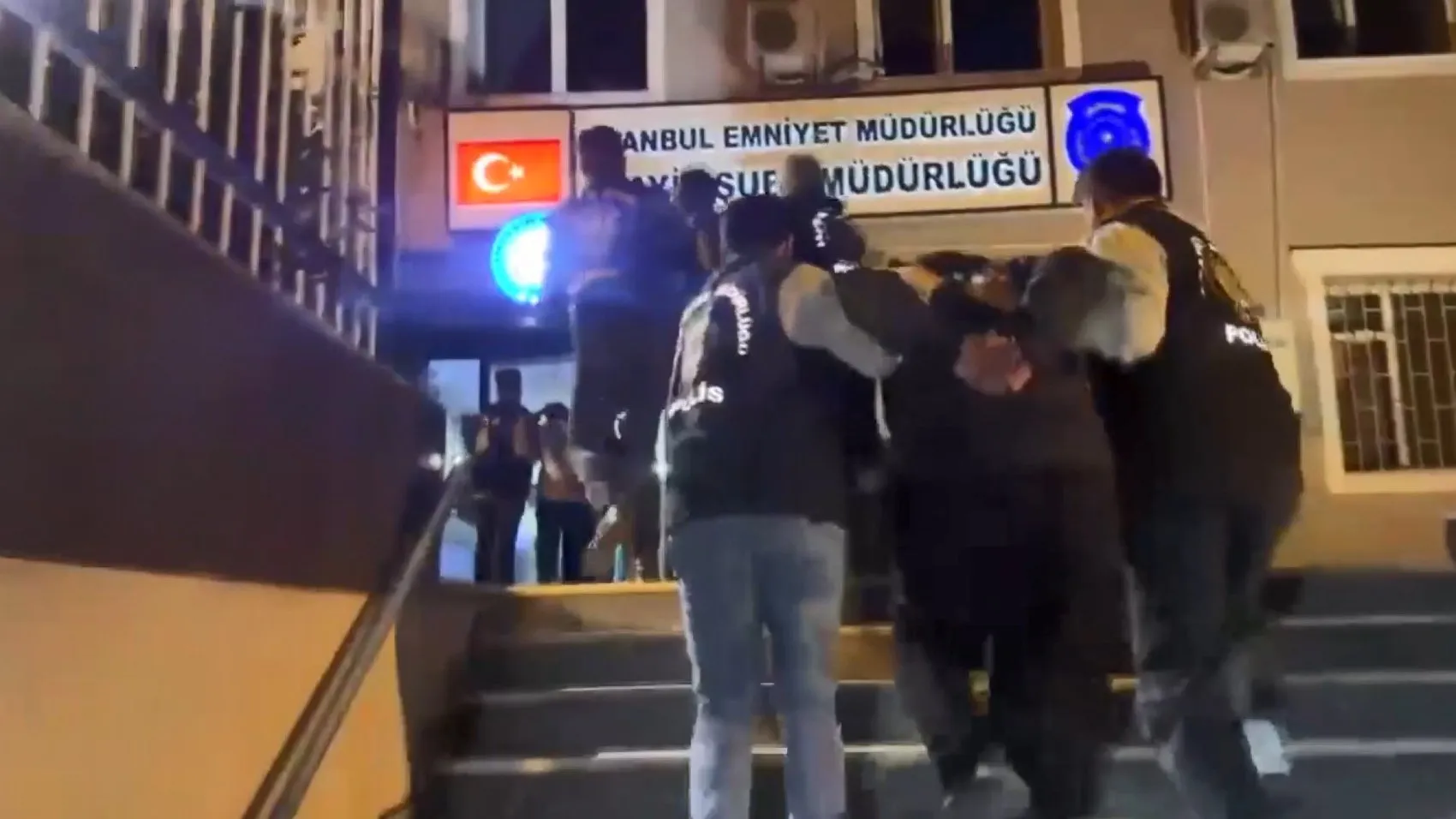 Sınırda yakayı ele verdiler: İstanbul'daki çifte cinayetin zanlıları kaçamadan durduruldu