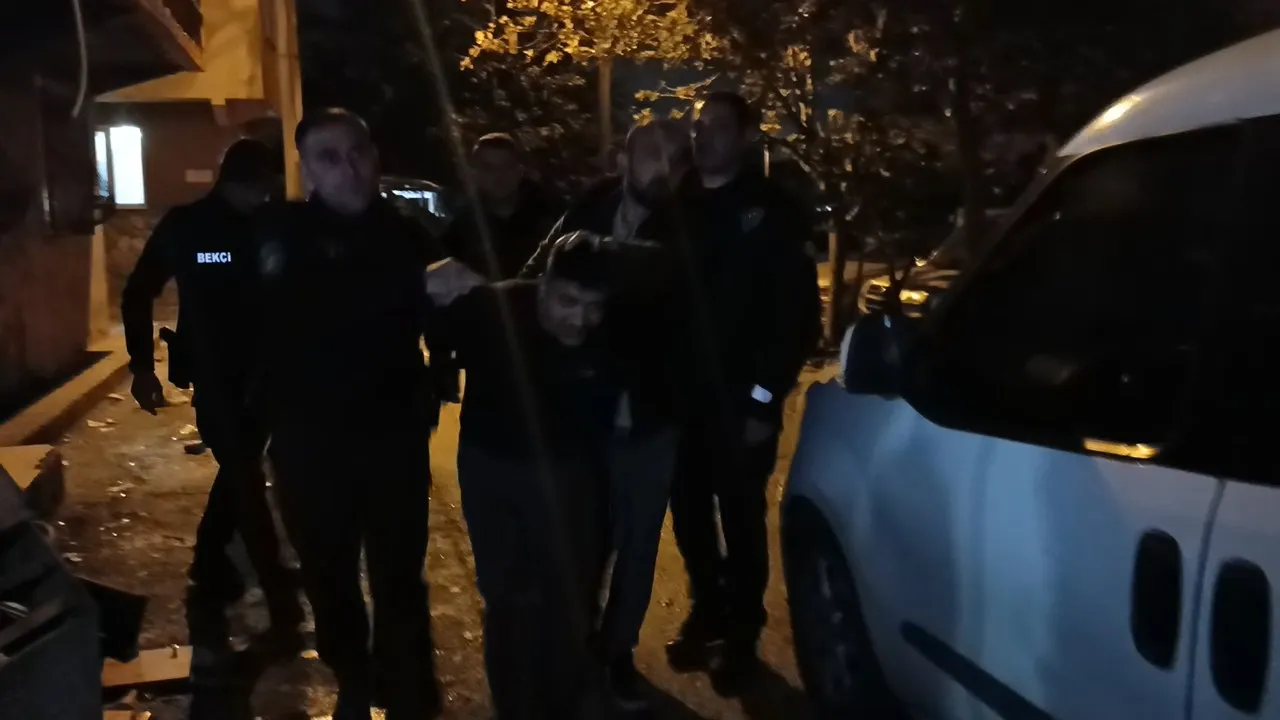 Bursa'da nefes kesen operasyon: Cinayet hükümlüsünü kurtarmak için polise kurşun yağdırdı