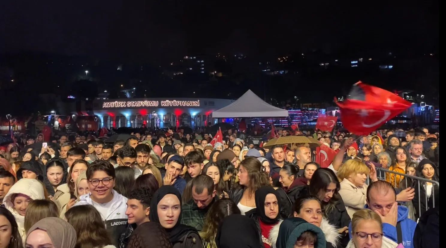 Bursa'da Cumhuriyet coşkusu Berkay ile zirveye taşındı
