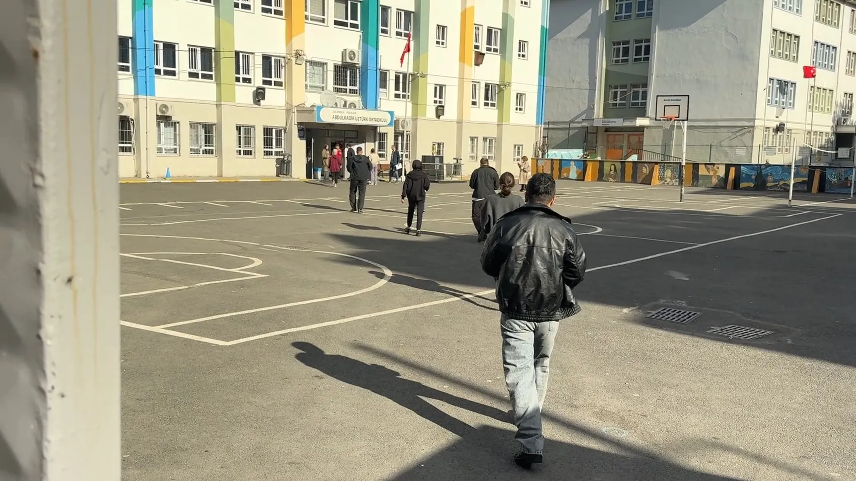 Avcılar'da KPSS paniği: Aynı isimli okullar adayları birbirine düşürdü