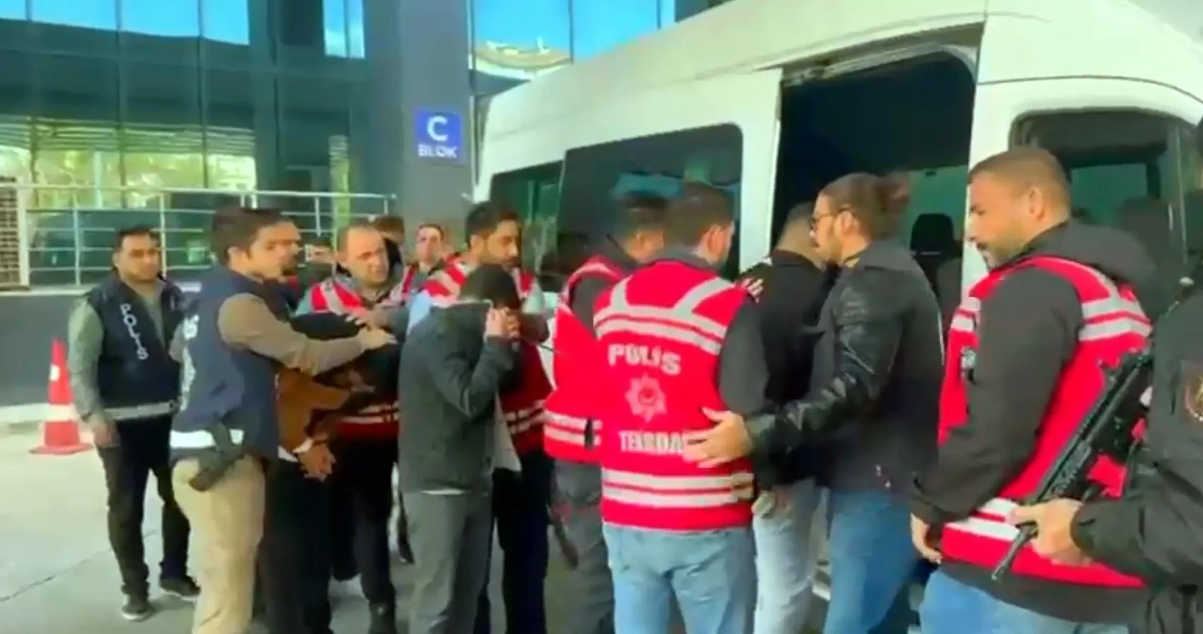 Dijital dünyada karanlık ağ: Çocuk istismarı içeriklerine operasyon