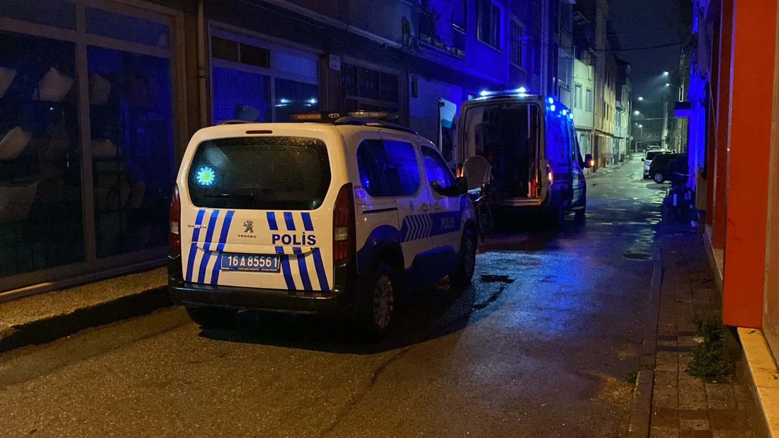 İnegöl'de korku dolu gece: Oksijen tüpü bir anda alev topuna döndü