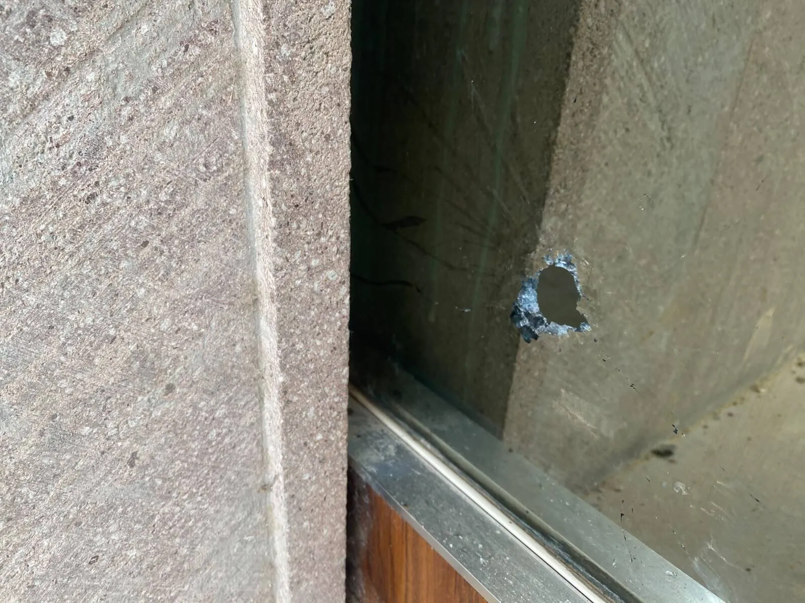 On yıllık dostluk kanlı bitti: Taksici, evine bıraktığı arkadaşını kurşun yağmuruna tuttu