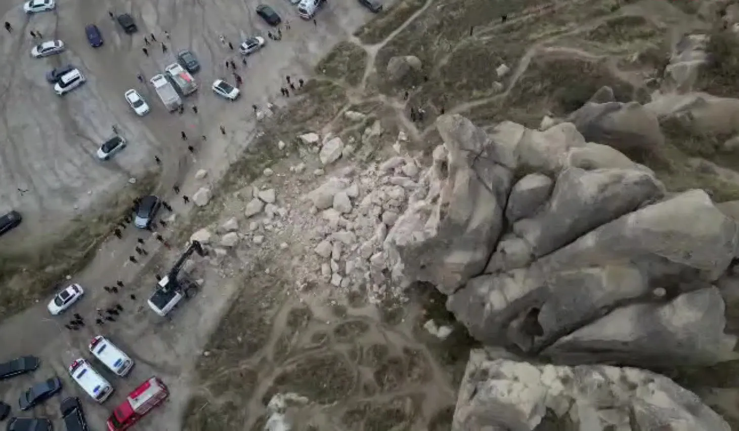 Göreme'de peribacası faciası: Arama kurtarma ekipleri zamana karşı yarışıyor