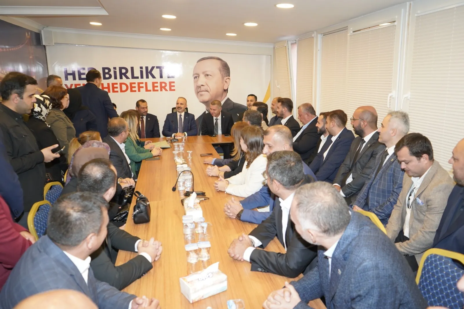 Bülent Turan'dan net mesaj: Yanlış yapanın gözünün yaşına bakmayız