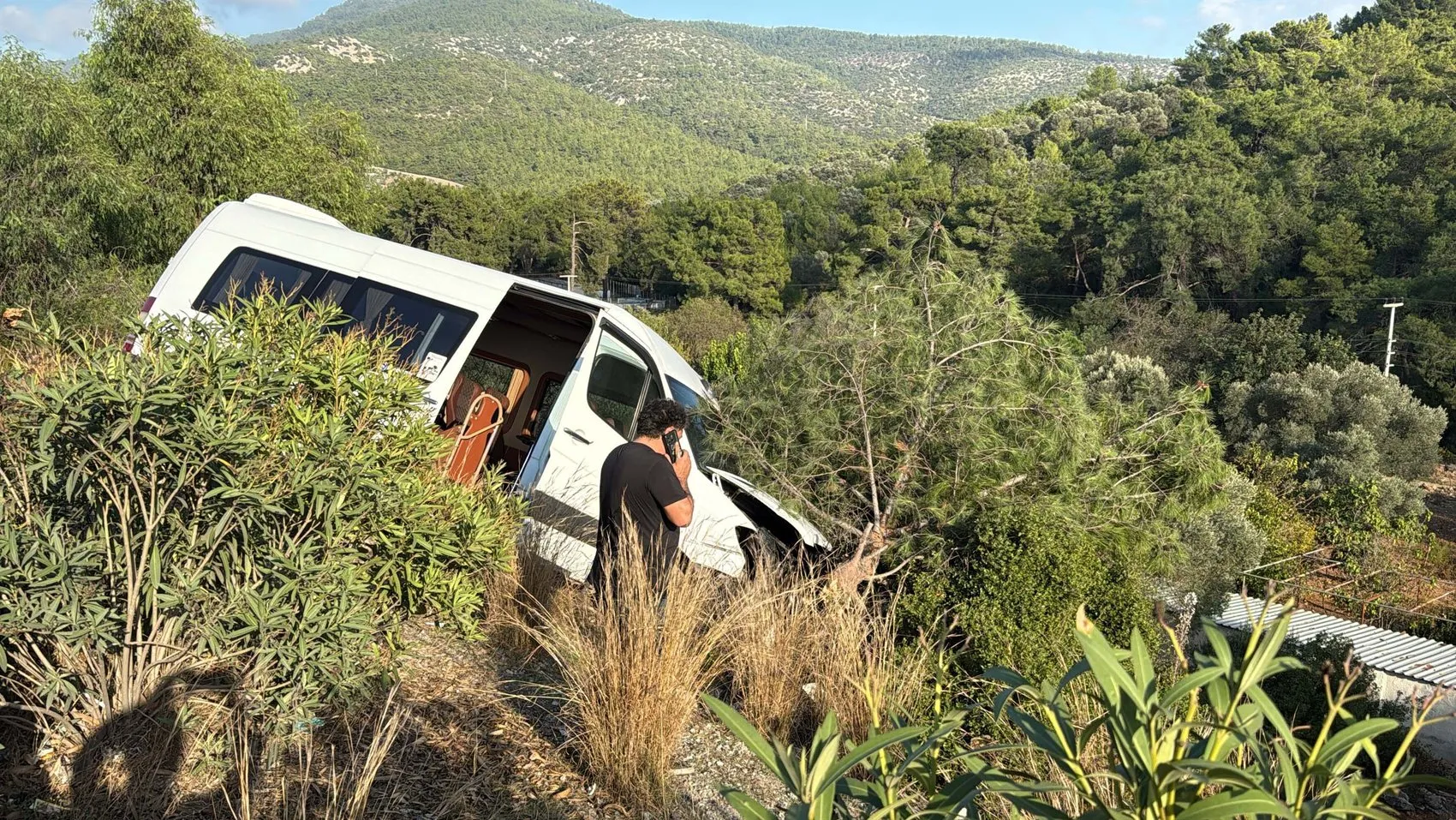 Bodrum'da dehşet anları: Makas atan sürücü tatilcileri hastanelik etti