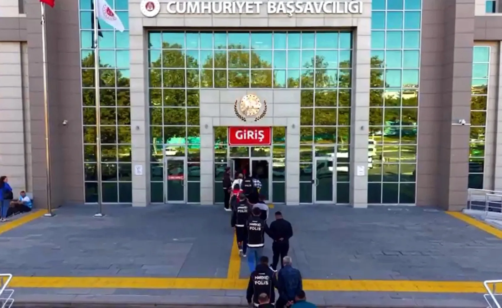 Tekirdağ'da narkotik darbesi: 25 kişi cezaevine gönderildi