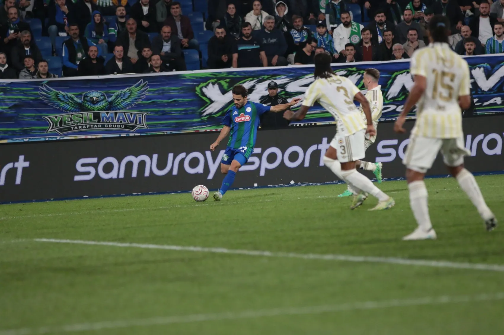 Karadeniz'de Fenerbahçe fırtınası: Rize deplasmanında net galibiyet