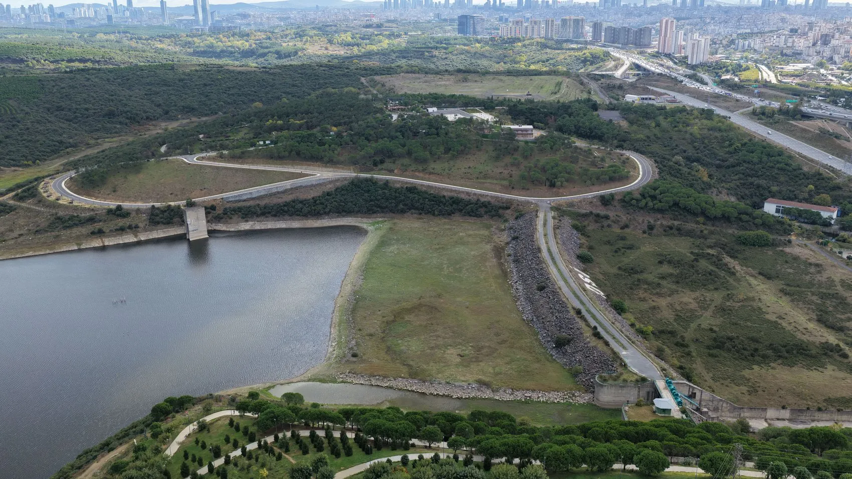 İstanbul'un su kaynaklarında kritik düşüş: Barajlar yeniden alarm veriyor