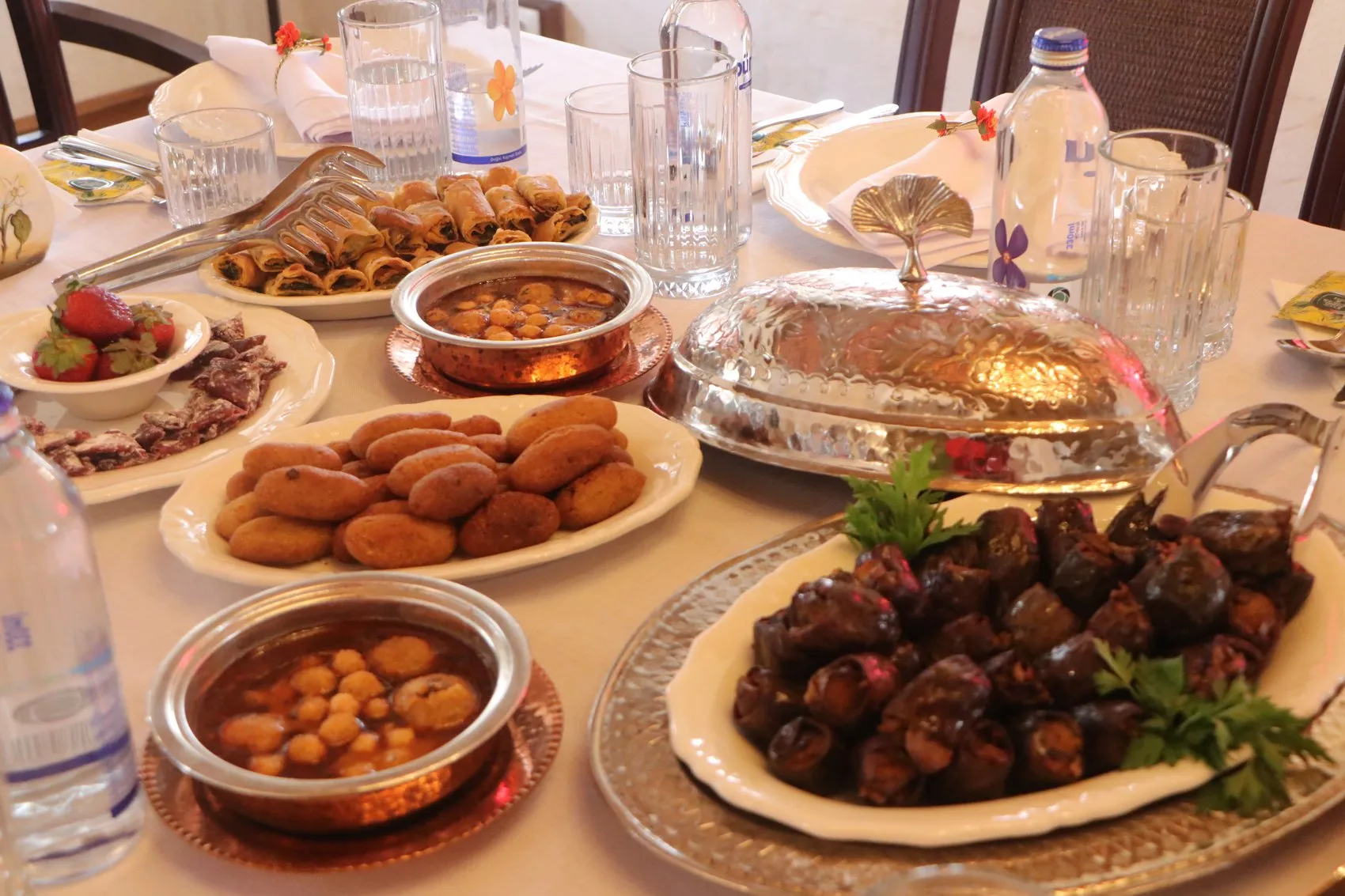 Adana'nın gastronomi kalbi bu kez tarihi bir mirasla atıyor: Selamlık Sofra Mirası Evi kapılarını açtı