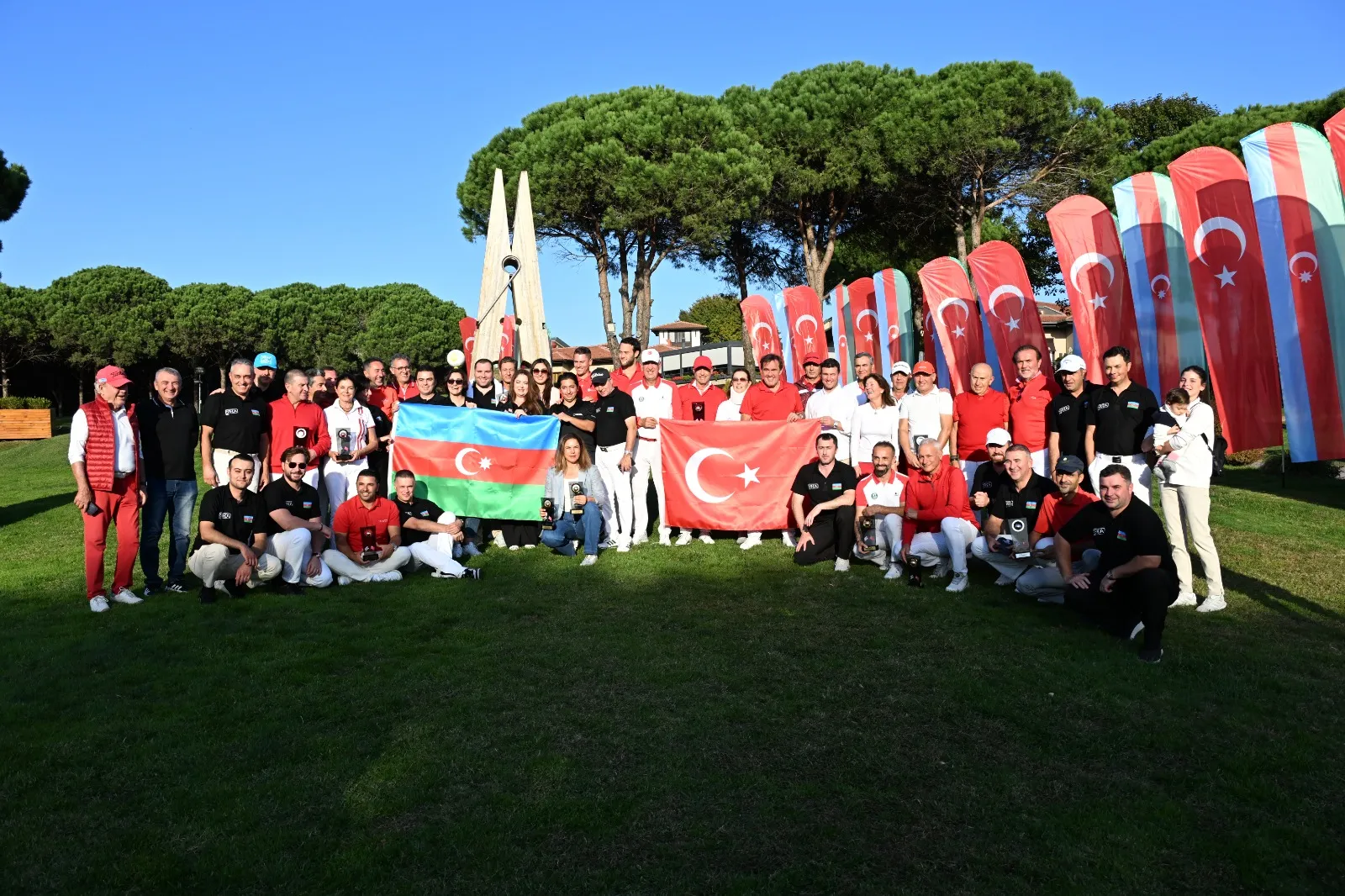 Yeşil sahalarda kardeşlik rüzgarı: Zafer Turnuvası 2026 İstanbul'da final yaptı