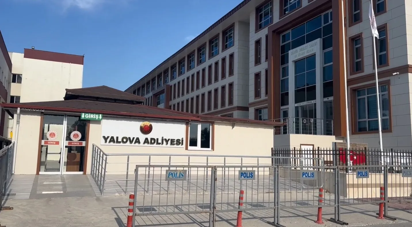Yalova Adliyesi'nde şok operasyon: İki isim demir parmaklıklar ardında