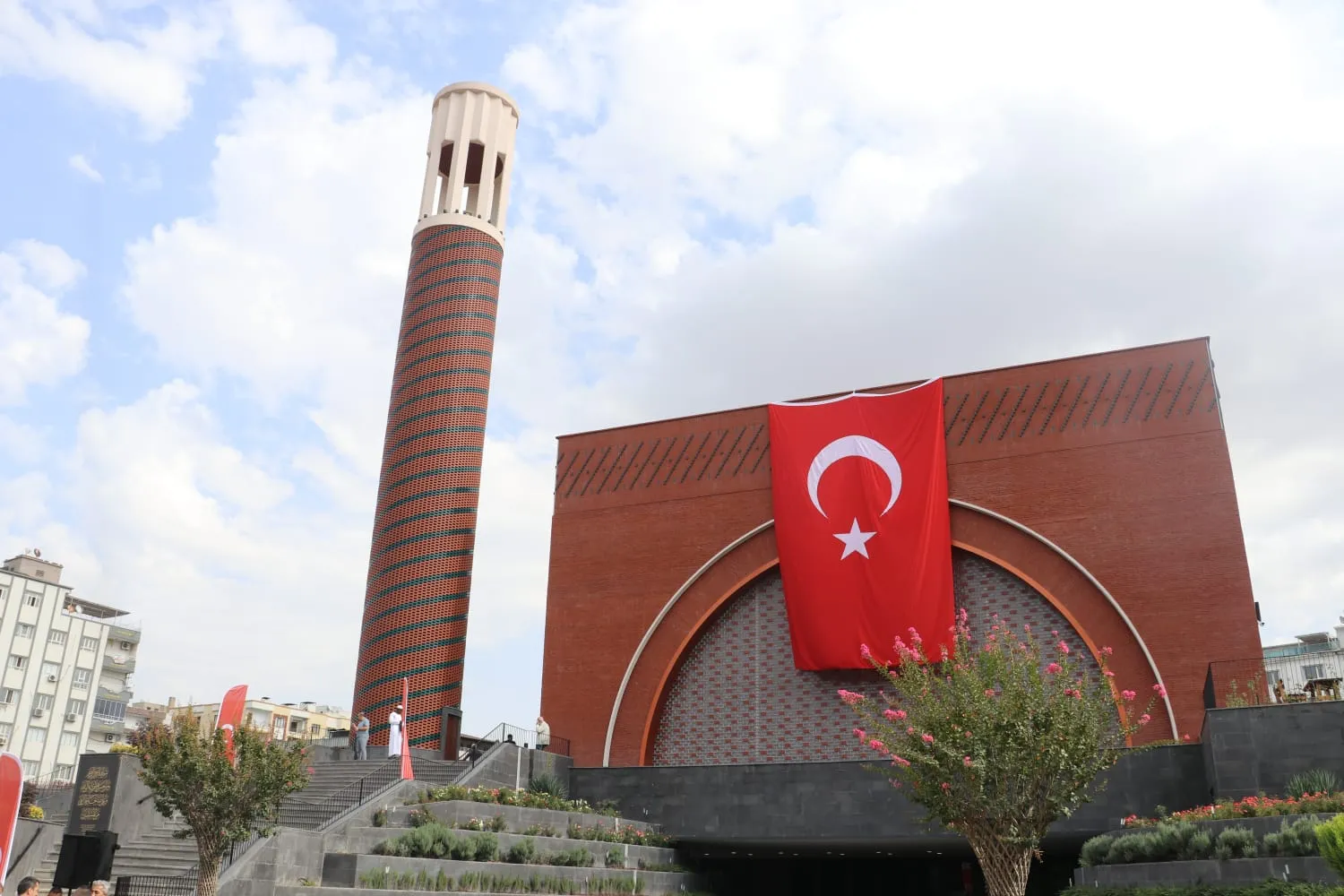 Bakan Çiftçi'den Terörsüz Türkiye İçin Tarihi Çağrı: Geçmişin Hatalarından Ders Çıkaracağız
