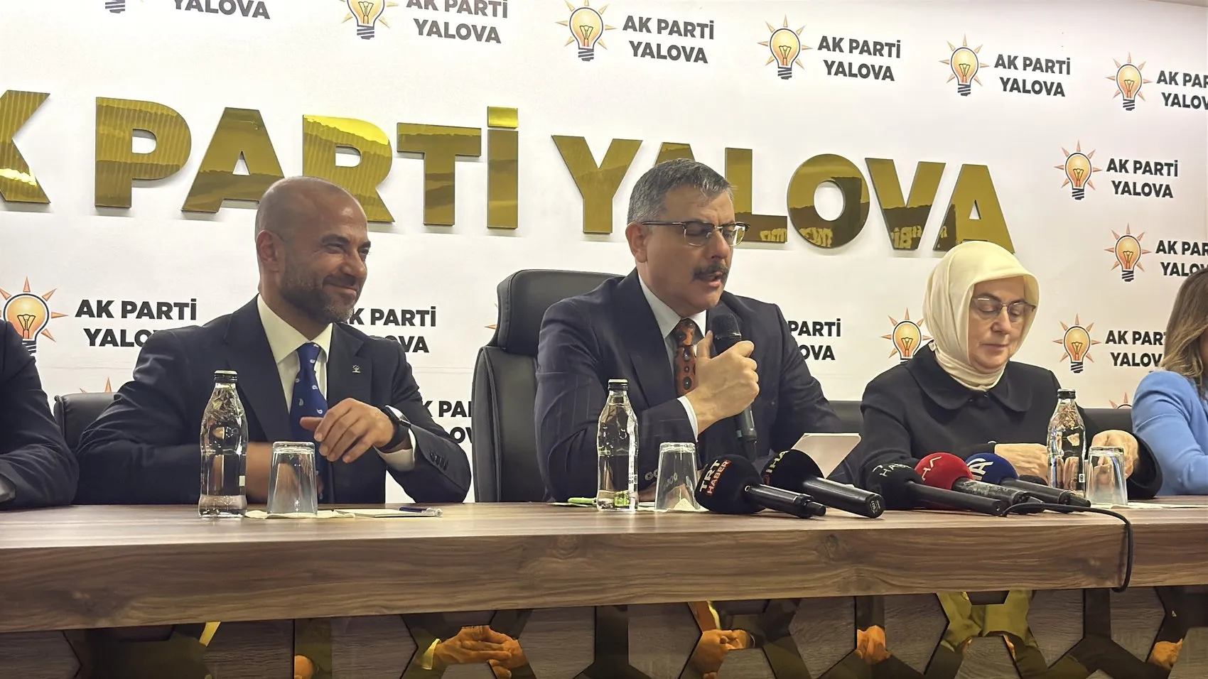 Bakan Çiftçi'den suç örgütlerine ve uyuşturucu baronlarına sert uyarı: Kaçtıkları yerden getireceğiz