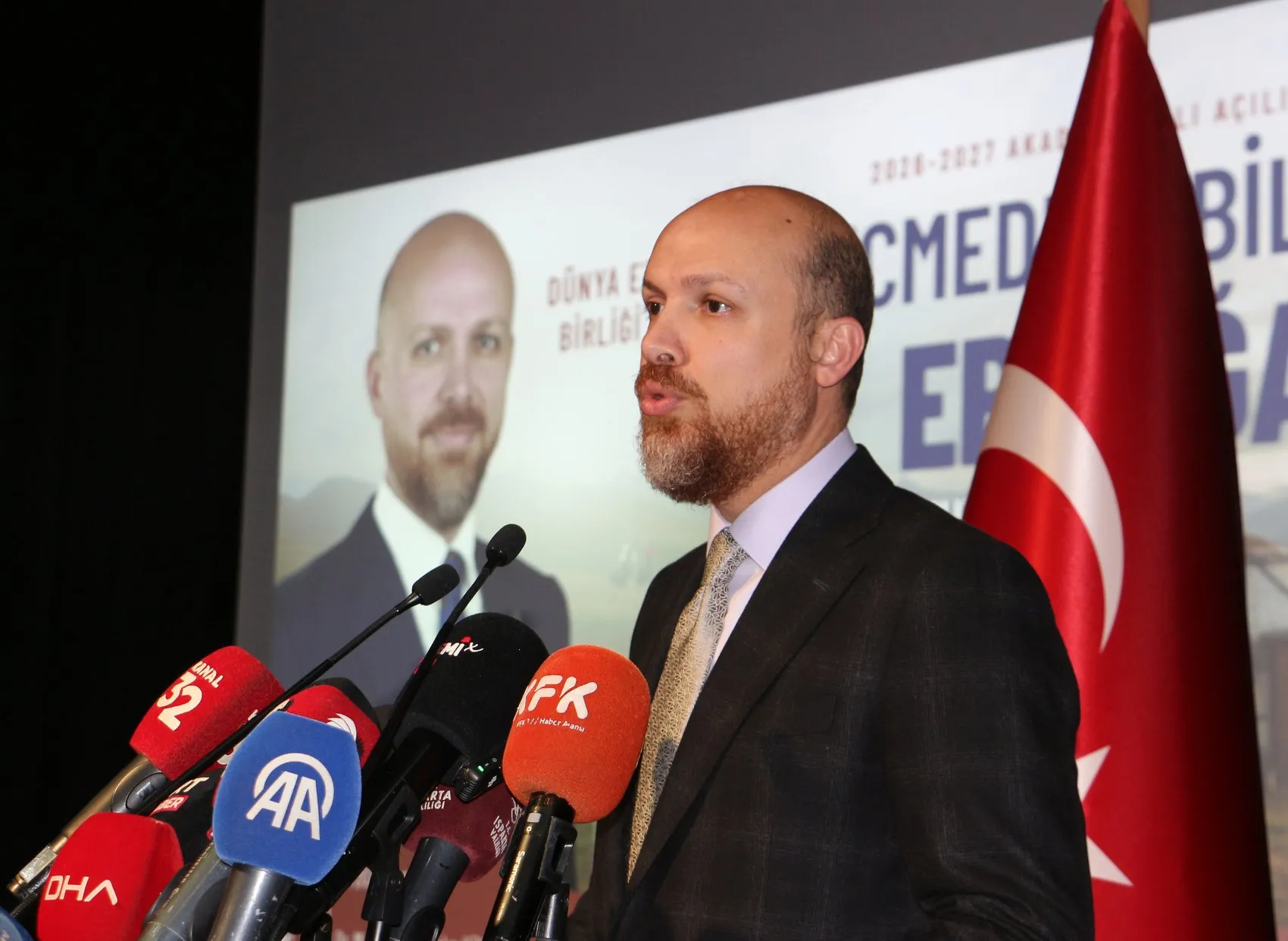 Bilal Erdoğan'dan gençlere 'zahmetsiz başarı' uyarısı: Köşeyi dönme hayali kurmayın