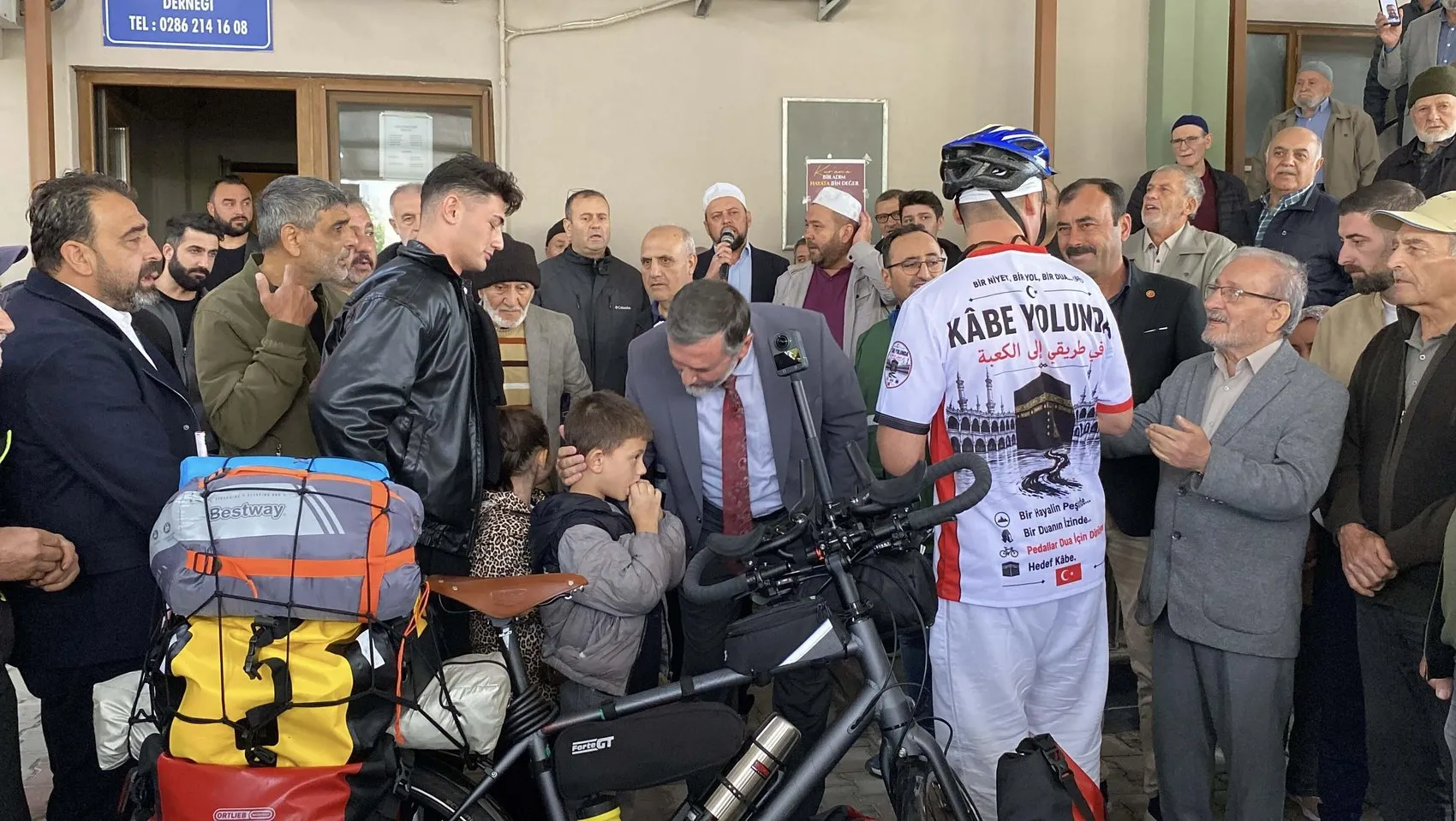 Çanakkale'den Mekke'ye uzanan 4 bin kilometrelik sabır ve tevekkül yolculuğu