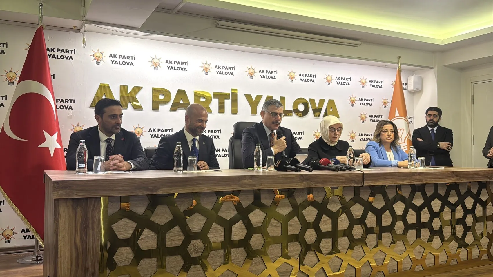 Bakan Çiftçi'den suç örgütlerine ve uyuşturucu baronlarına sert uyarı: Kaçtıkları yerden getireceğiz
