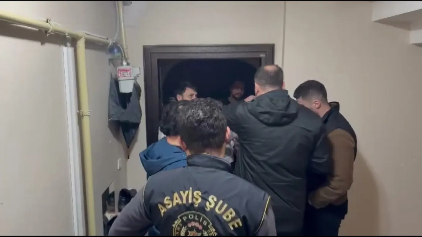 Öğretmen kimliğiyle gizleniyordu: 17 yıllık hapis cezası olan firari çatıda yakalandı