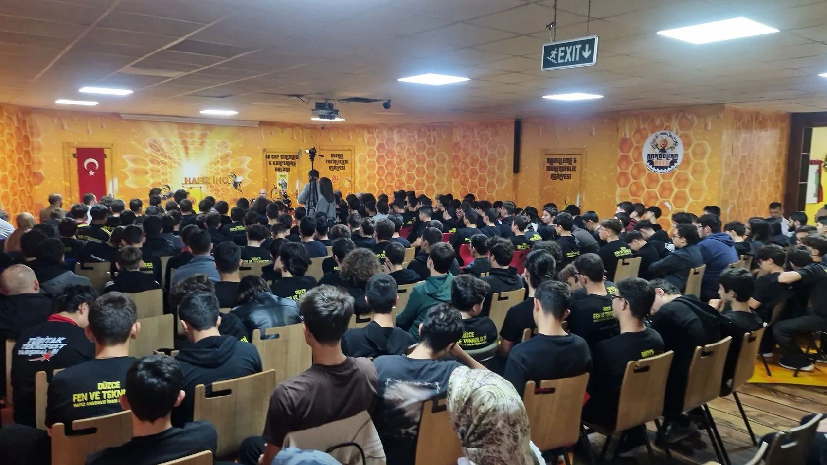 RTÜK Üyesi Davulcu'dan yayıncılara sert uyarı: Reyting uğruna toplumsal değerleri zehirlemeyin