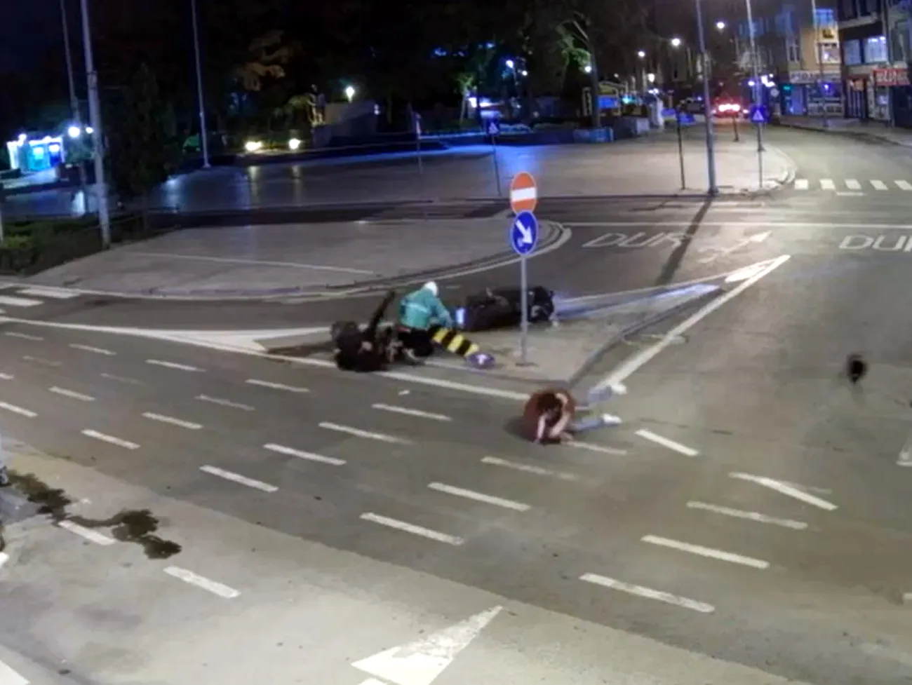 Çorlu'da gece yarısı dehşeti: İki motosikletin çarpışma anı saniye saniye kaydedildi