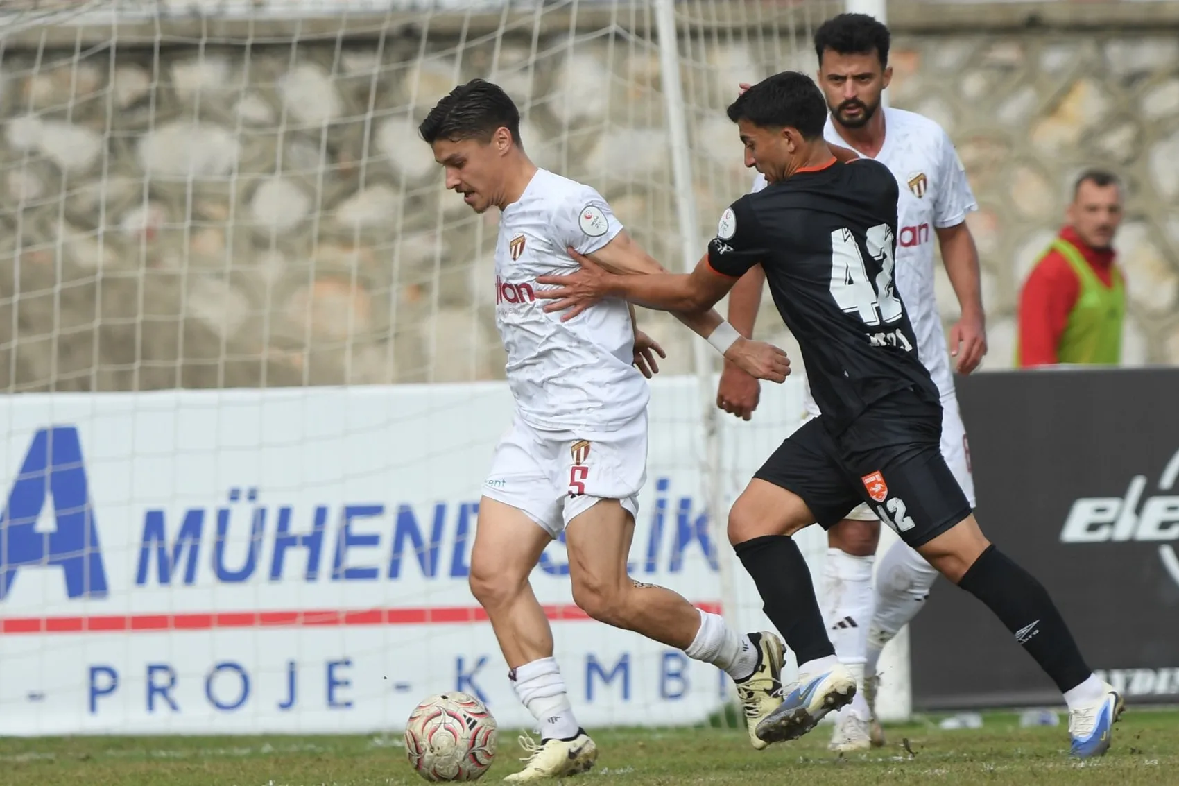 İnegölspor'da son dakika mucizesi: Adana 01 FK karşısında puanı kurtaran gol