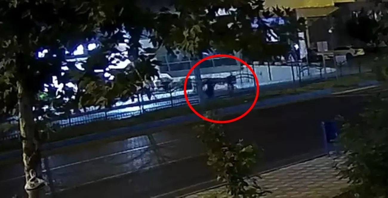 Batman'da yaya geçidinde dehşet anları: Güvenlik kamerası o korkunç çarpışmayı kaydetti