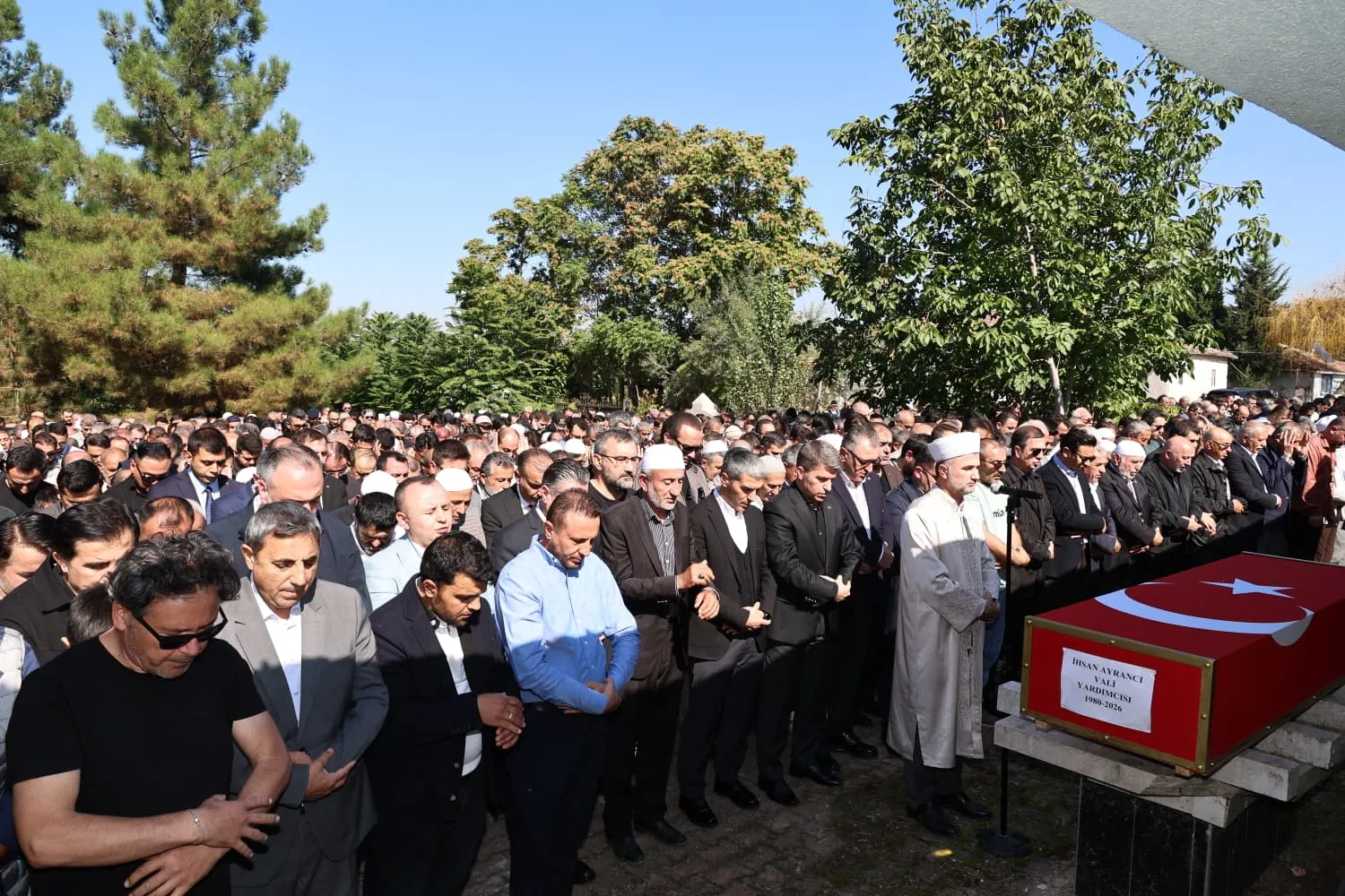 Amasya'da hüzünlü veda: Vali Yardımcısı İhsan Ayrancı son yolculuğuna uğurlandı