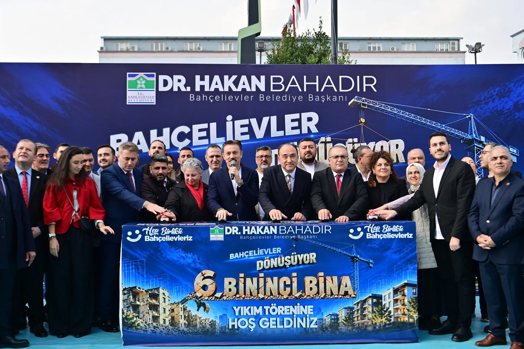 Bahçelievler'de 6 bininci yıkım: Deprem gerçeğine karşı devasa dönüşüm hamlesi