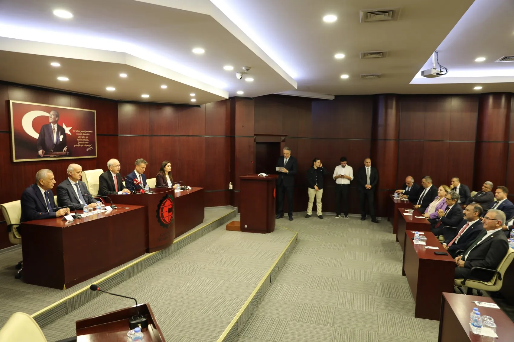 Kılıçdaroğlu'ndan Gaziantep'te Kritik Bölgesel Güç Vurgusu: Türkiye Orta Doğu'nun Koçbaşıdır