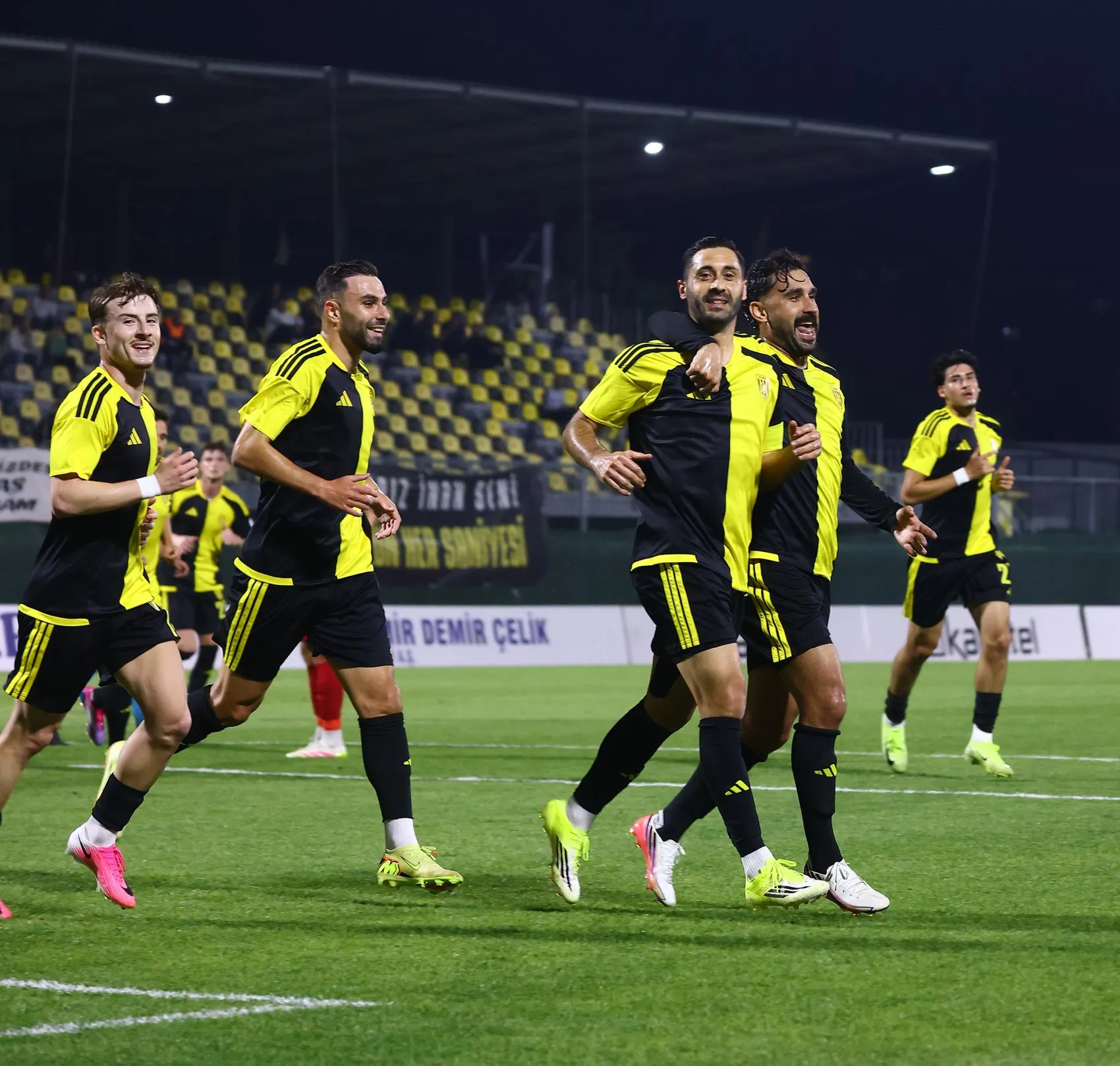 Aliağa FK'nın durdurulamaz yükselişi: Zirvenin yeni sahibi belli oldu