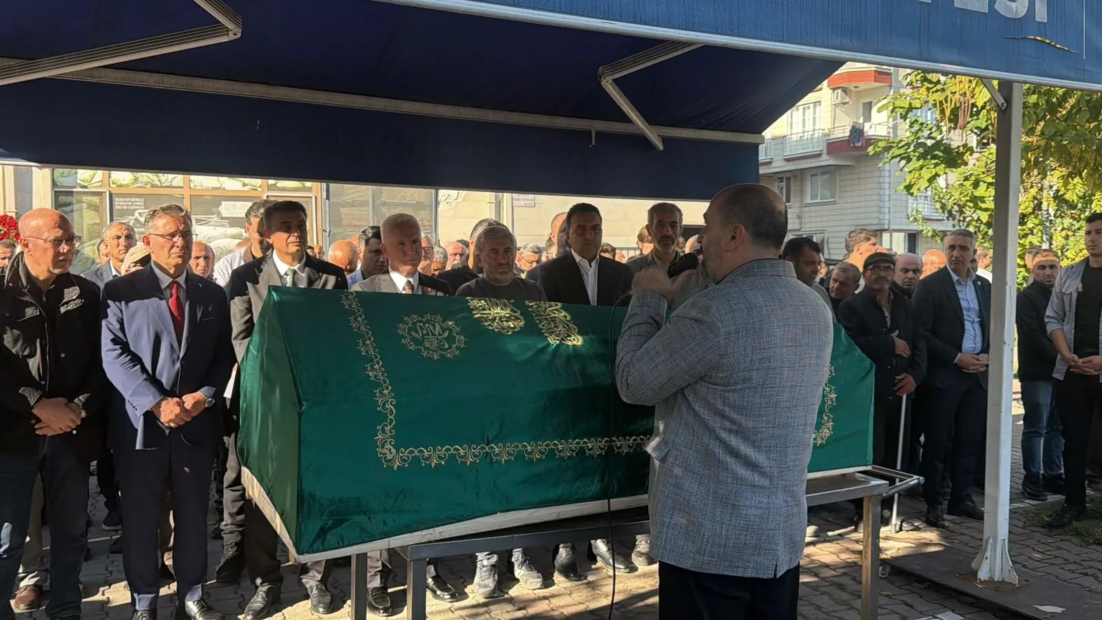 Haliç'ten gelen acı haber: Sel sularına kapılan Ahmet Derin'e veda