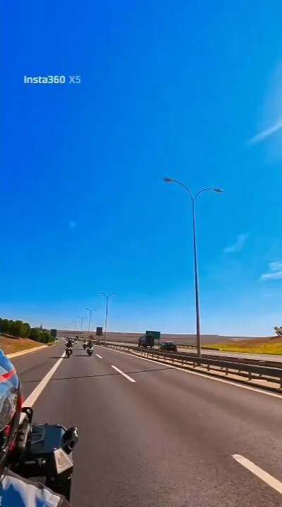 Asfaltın Sessiz Çığlığı: Bin Motosikletli Kaybettikleri Dostları İçin Yollara Döküldü