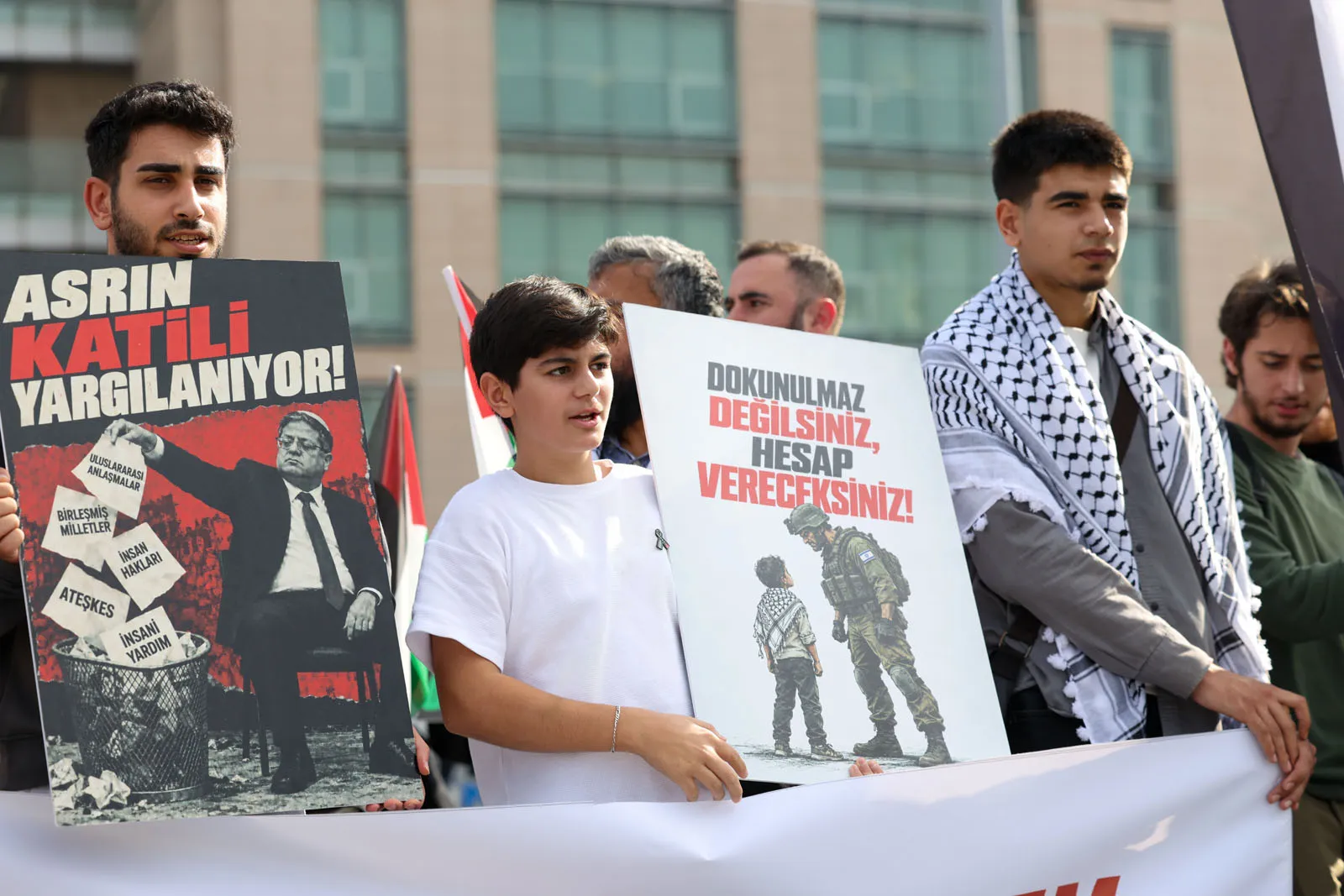 Çağlayan'da tarihi yüzleşme: Netanyahu ve 35 sanık için soykırım davası başladı