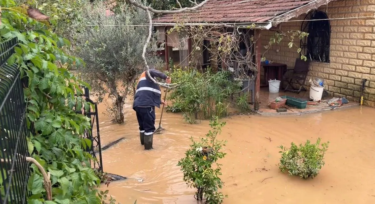 İstanbul'da sel felaketinin ardından radikal karar: Dere yataklarındaki yapılar için yıkım süreci hızlanıyor