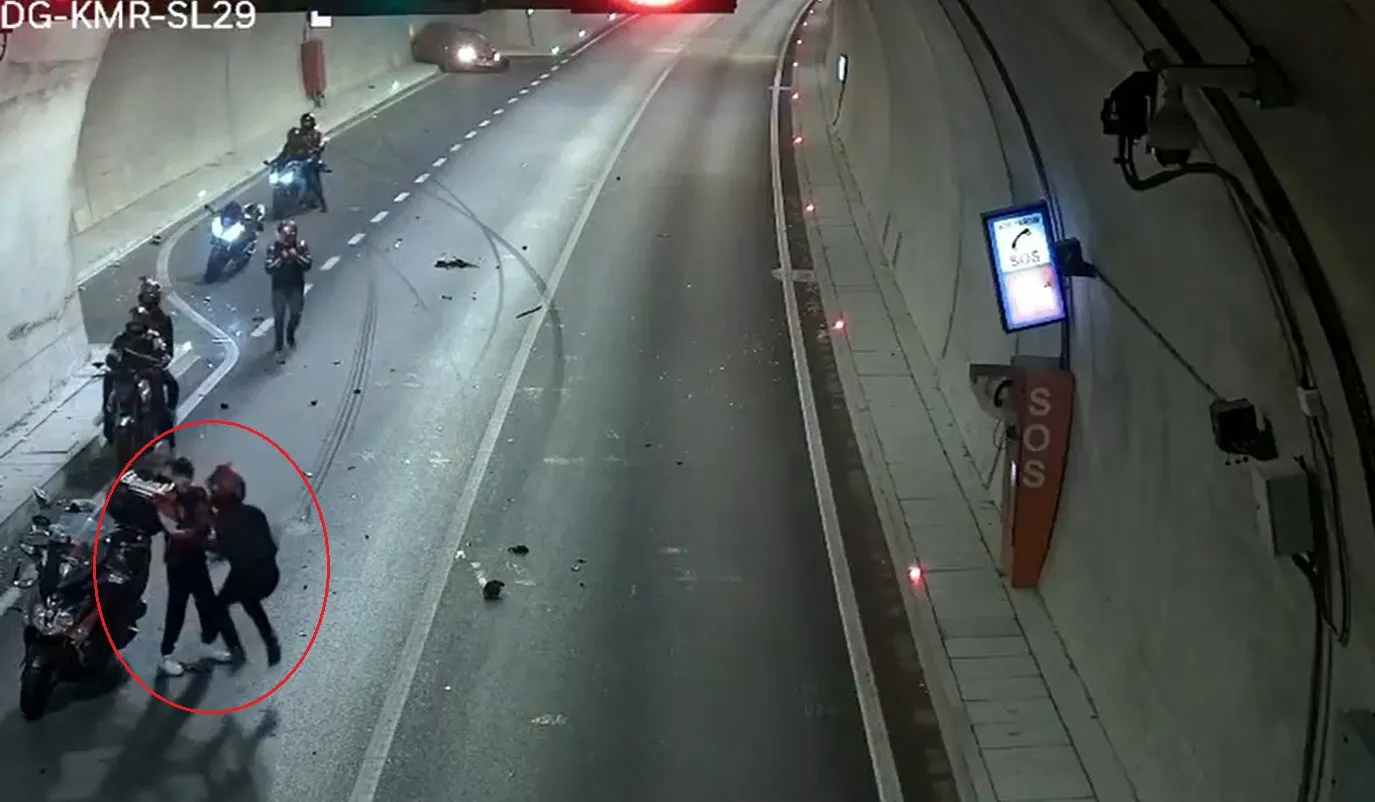 Tüneldeki dehşet anları kamerada: Eşinin gözleri önünde hayatını kaybetti