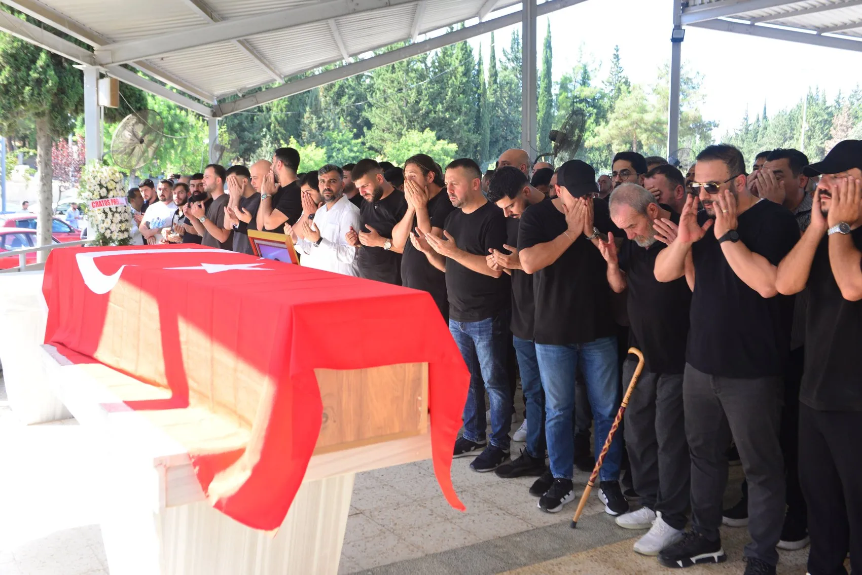 Denizden gelen acı haber Adana'yı yasa boğdu: Genç yolcu son yolculuğuna uğurlandı