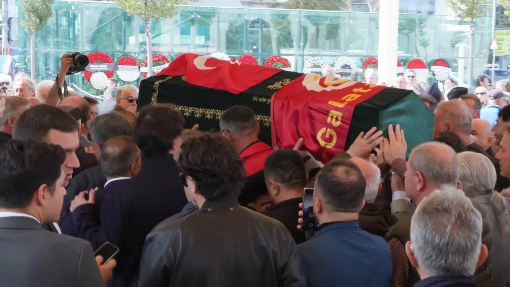 Yeşilçam'ın Altın Çocuğu sessizliğe gömüldü: Bir devir daha kapandı