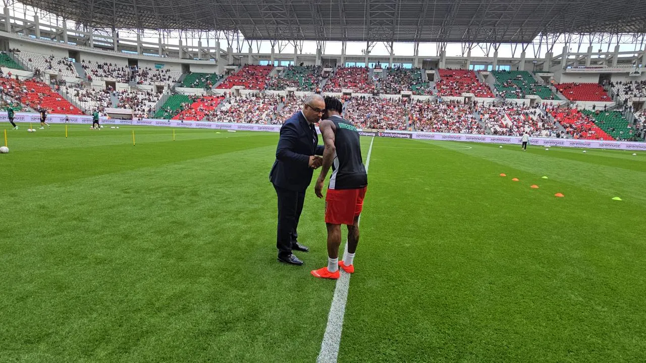 Beşiktaş filelerini havalandıran o vuruş taraftardan tam not aldı