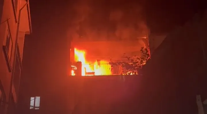 Mudanya'da geceyi aydınlatan alevler korku dolu anlar yaşattı