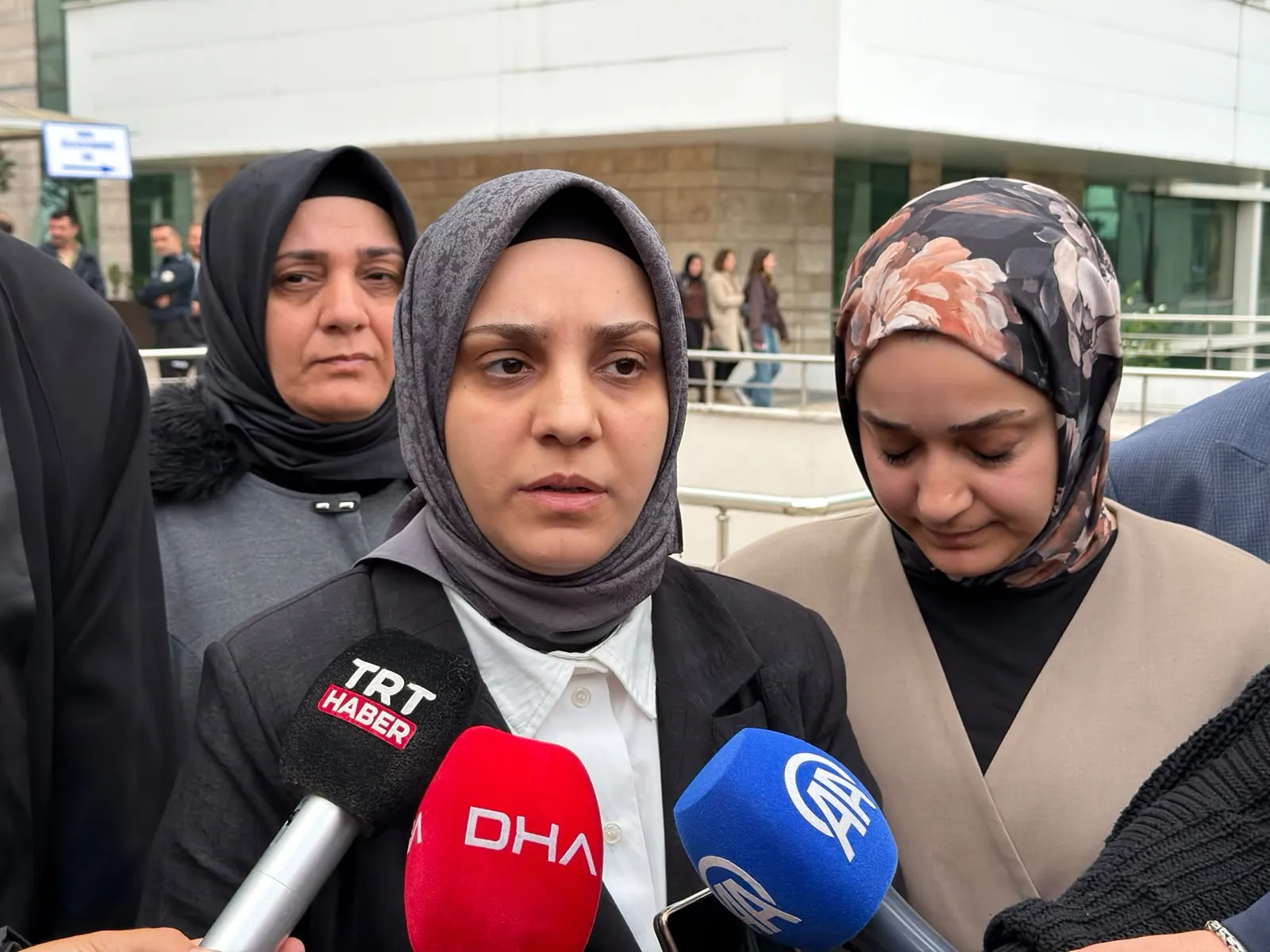 Kızının doğum gününe üç gün kala toprağa verdiler: O acı dolu duruşmada adalet çığlığı