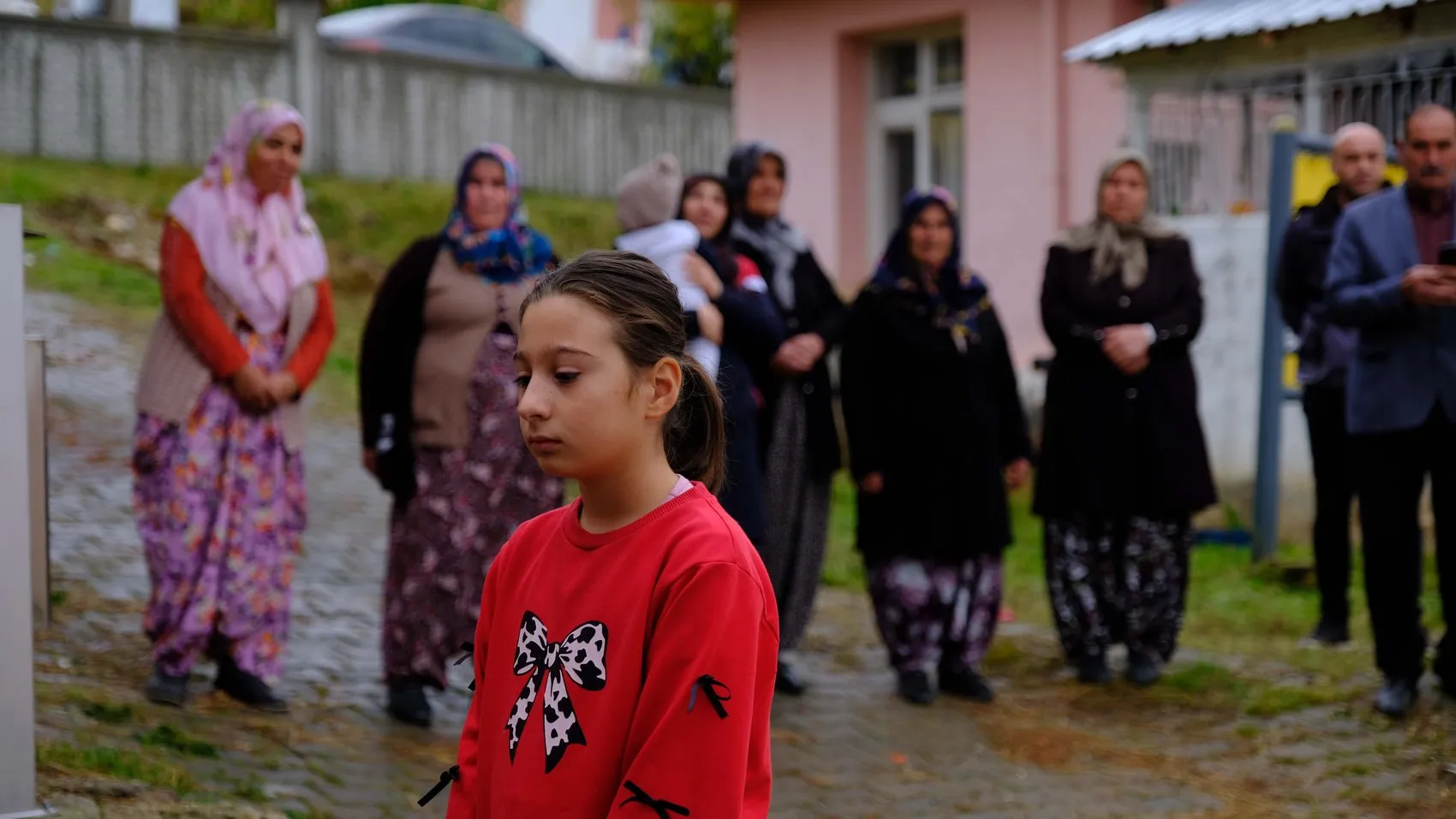 Sınıfta tek başına ama Cumhuriyetin gücü arkasında: Bir öğretmen ve bir öğrencinin unutulmaz 29 Ekim'i