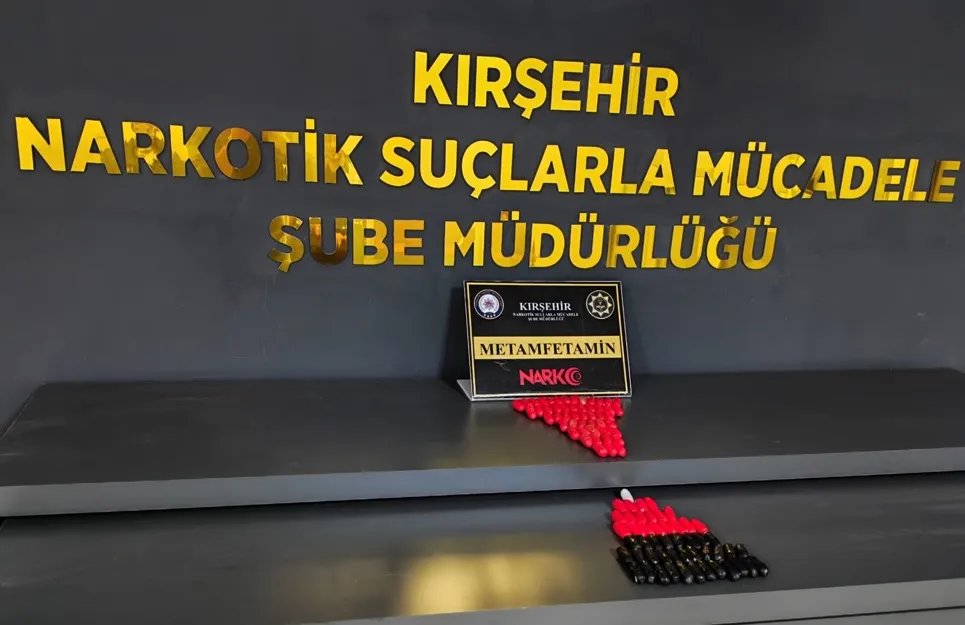 Kırşehir'de şoke eden yöntem: Kuryelerin midesinden çıkanlar polisi bile şaşırttı