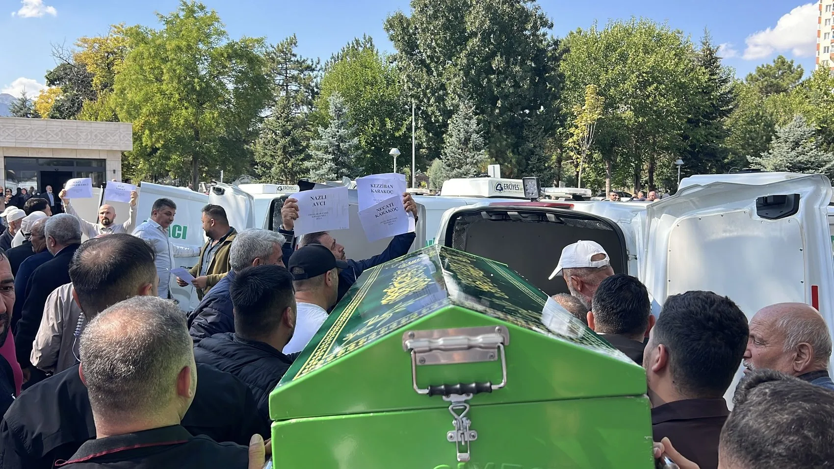 Kayseri'deki feci kazada aynı aileden üç kişi hayatını kaybetti
