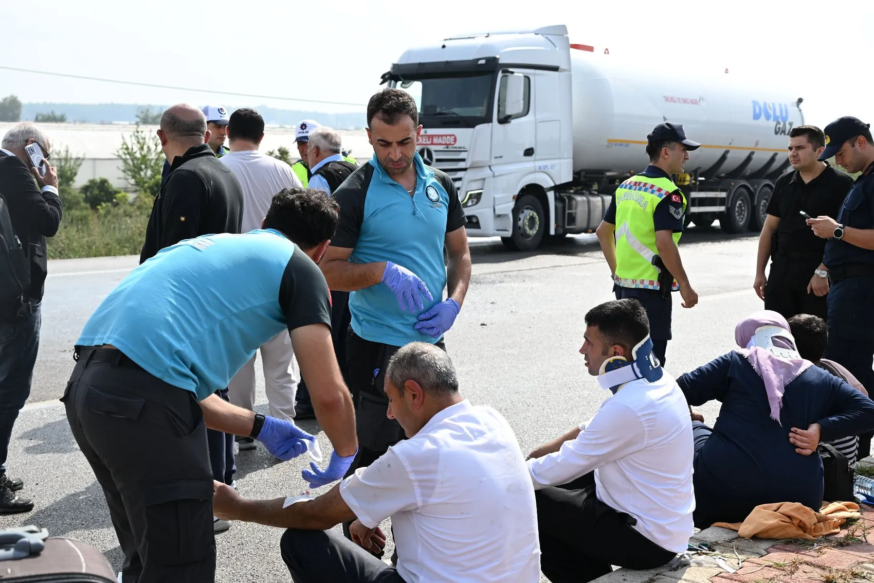 Antalya'daki kaza yerinde şoföre şok tepki: Görüntüleri izletip hızını yüzüne vurdu