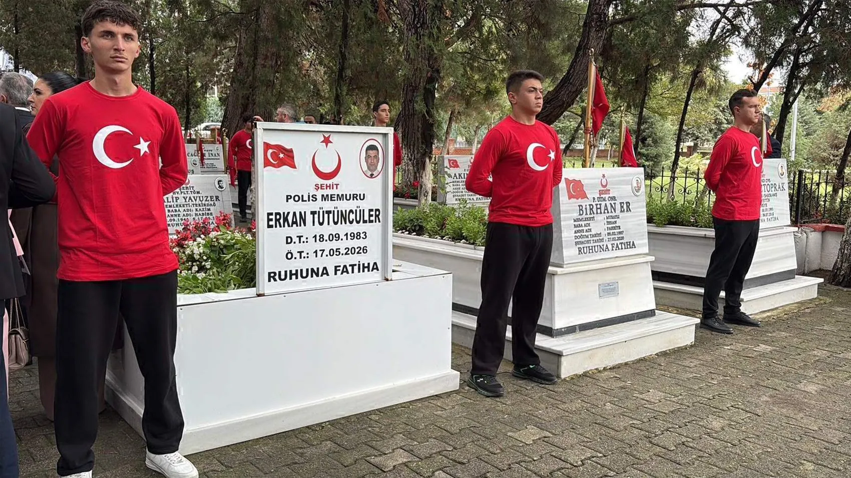 Trakya'da Cumhuriyet Coşkusu: Gençler Şehitlerin İzinde, Meydanlar Minnetle Doldu