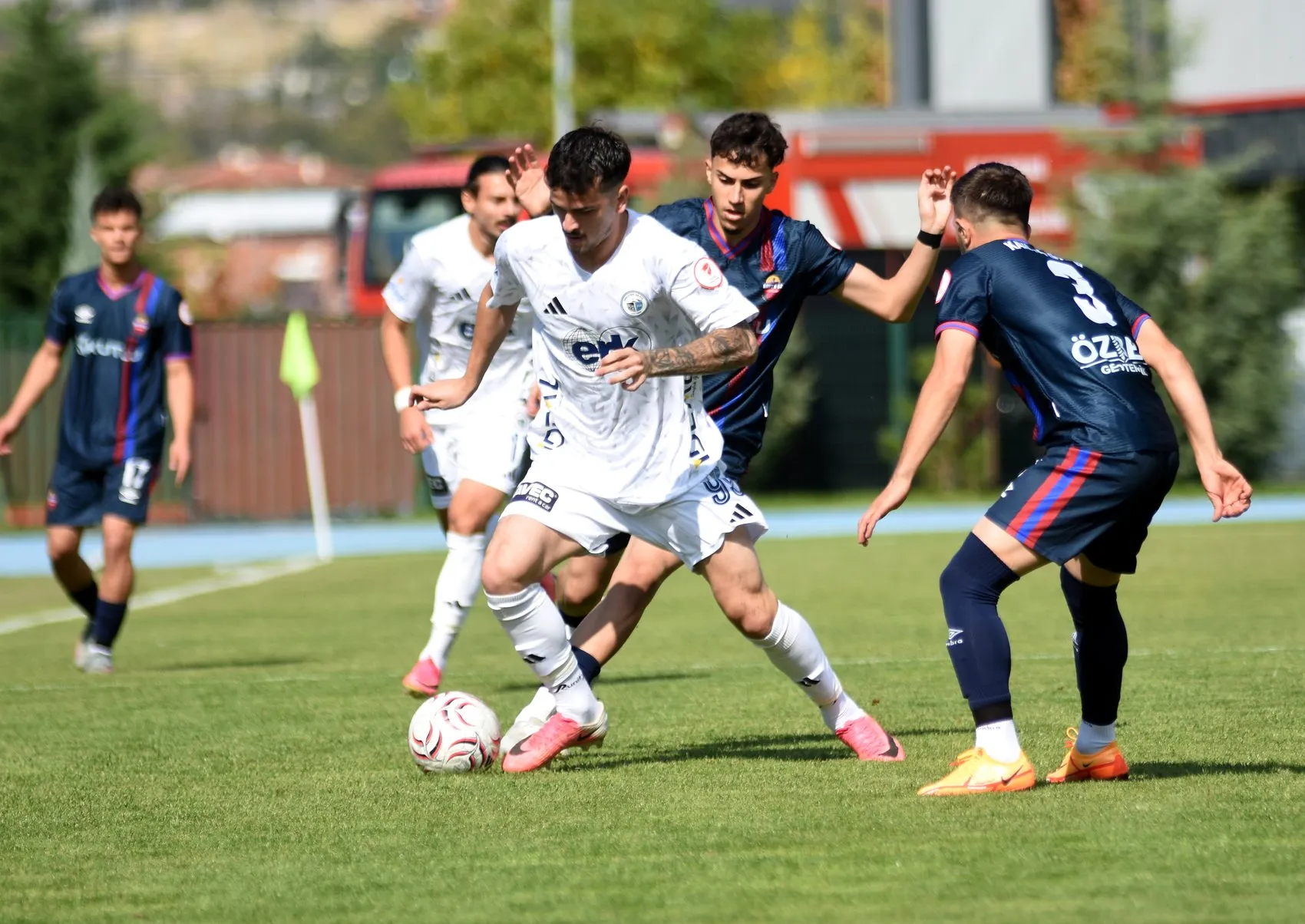 Erciyes 38 FK kupada hata yapmadı: Kahta 02 Spor engelini iki golle aştı