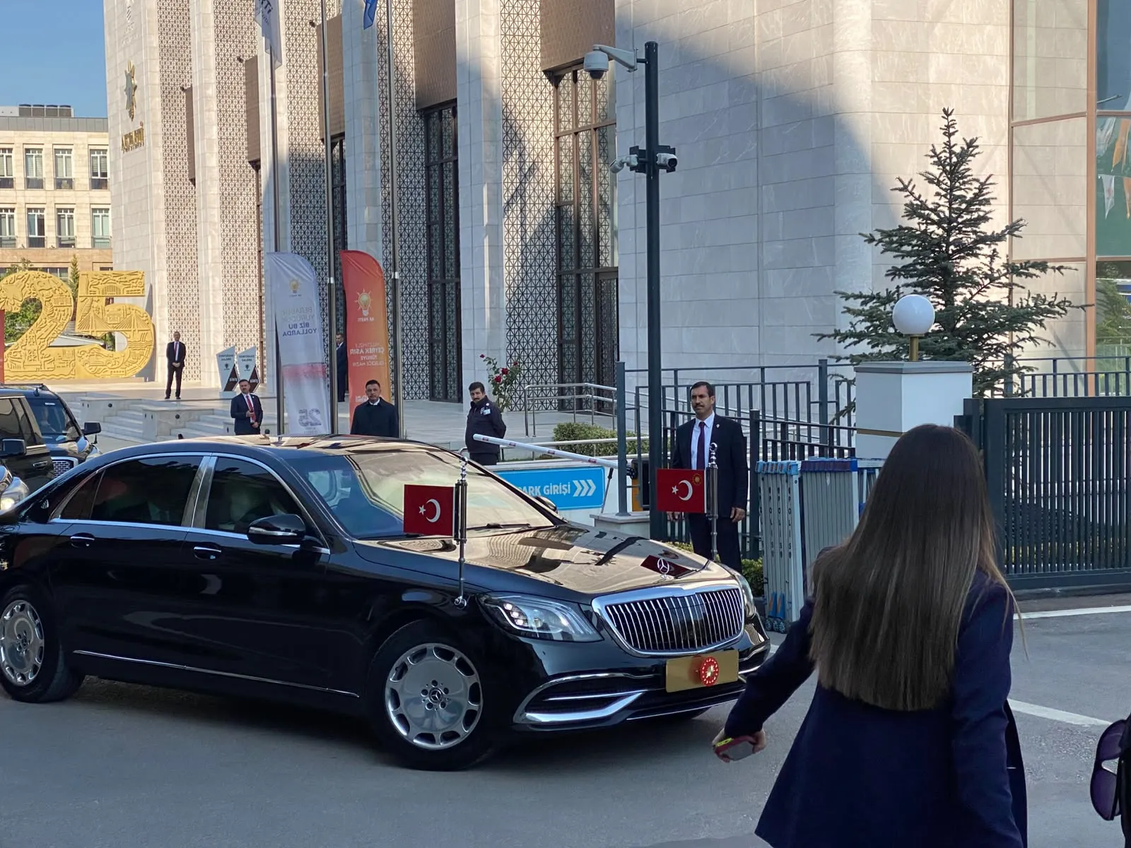 Erdoğan'ın liderliğinde kritik zirve: AK Parti'nin yeni yol haritası masada