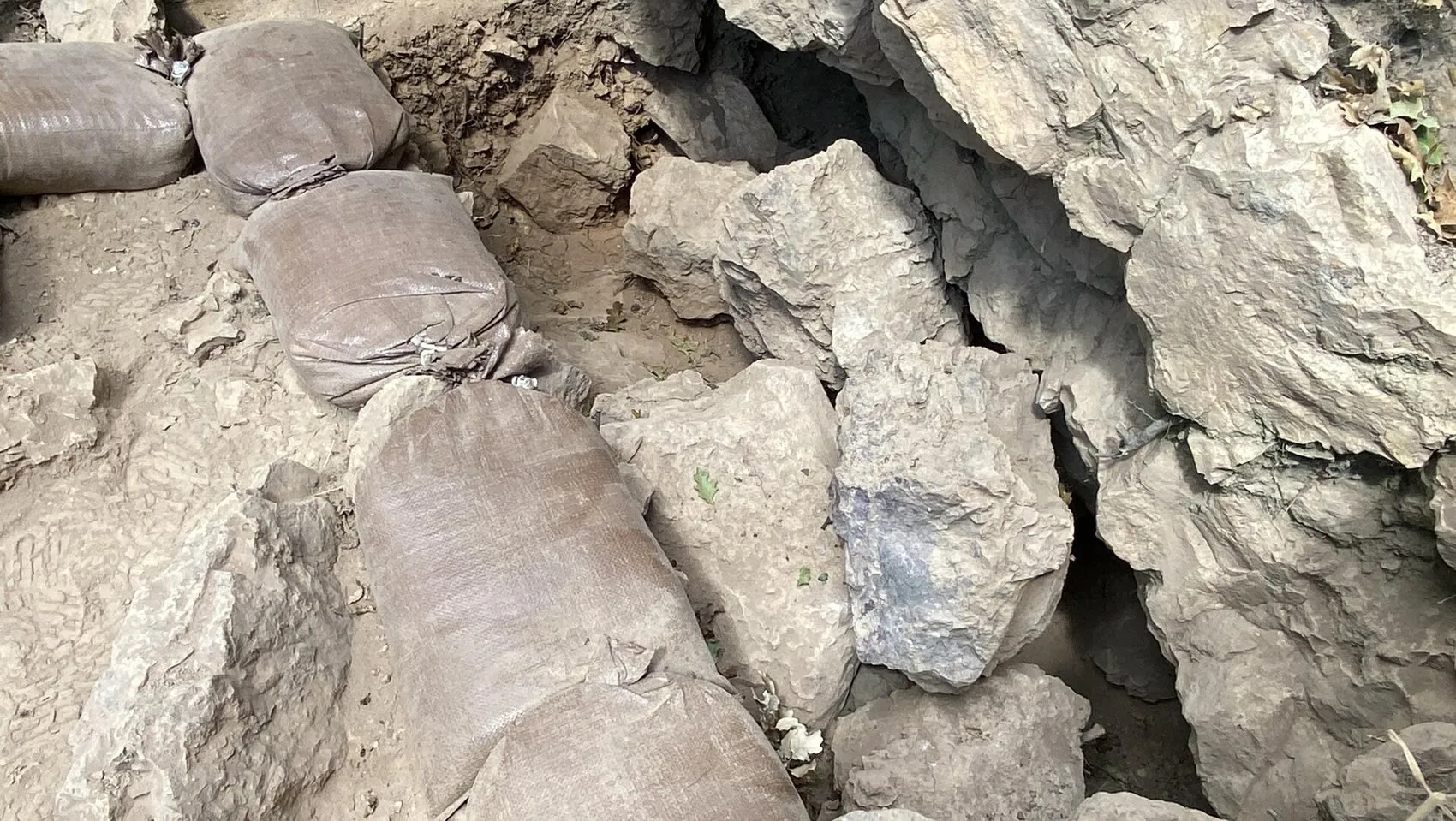 86 bin yıllık İnkaya Mağarası'nda şaşırtan keşif: Paleolitik çağın devasa ham madde deposu bulundu