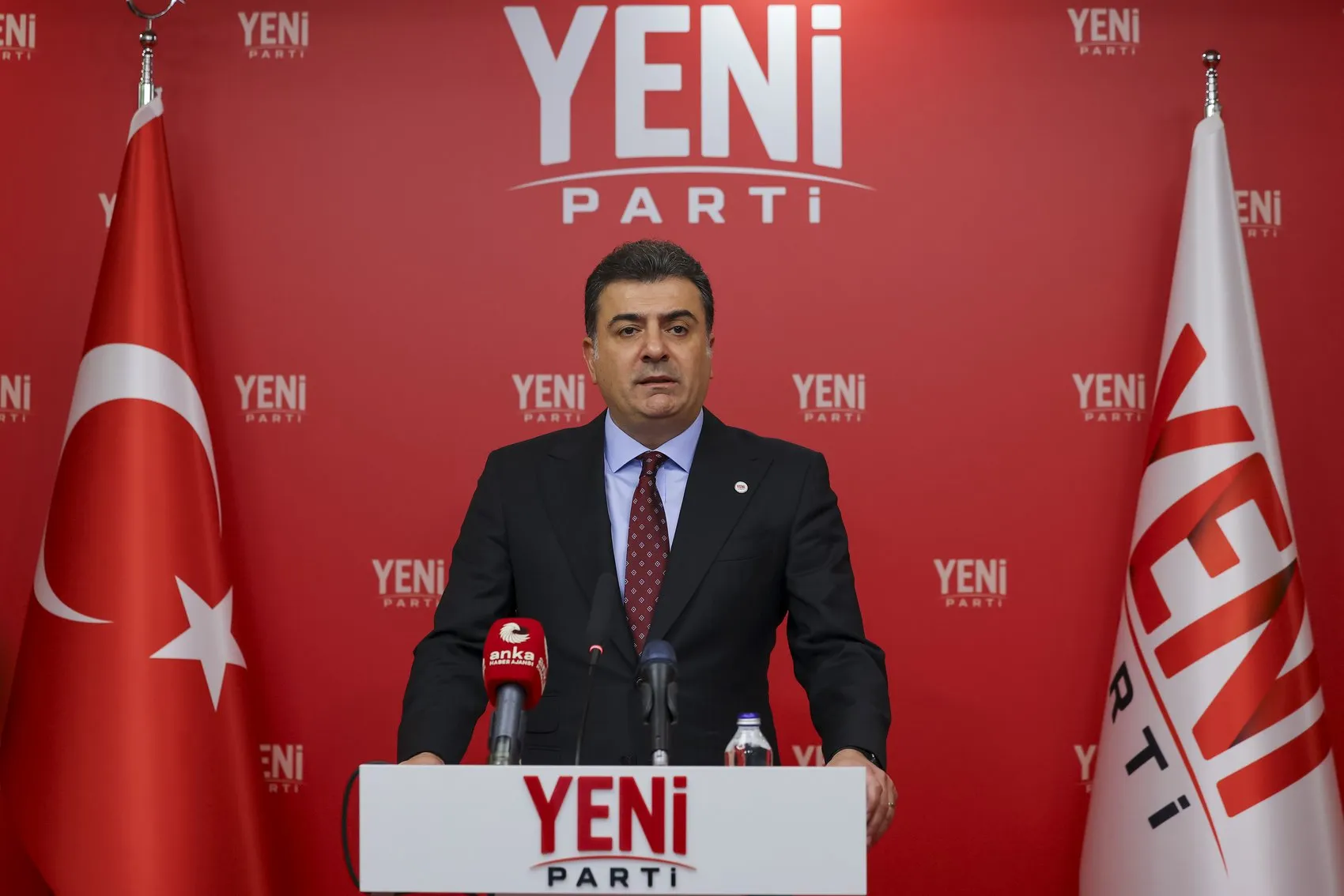 Yeni Parti'de kurultay için geri sayım başladı: Hedef 14-15 Kasım