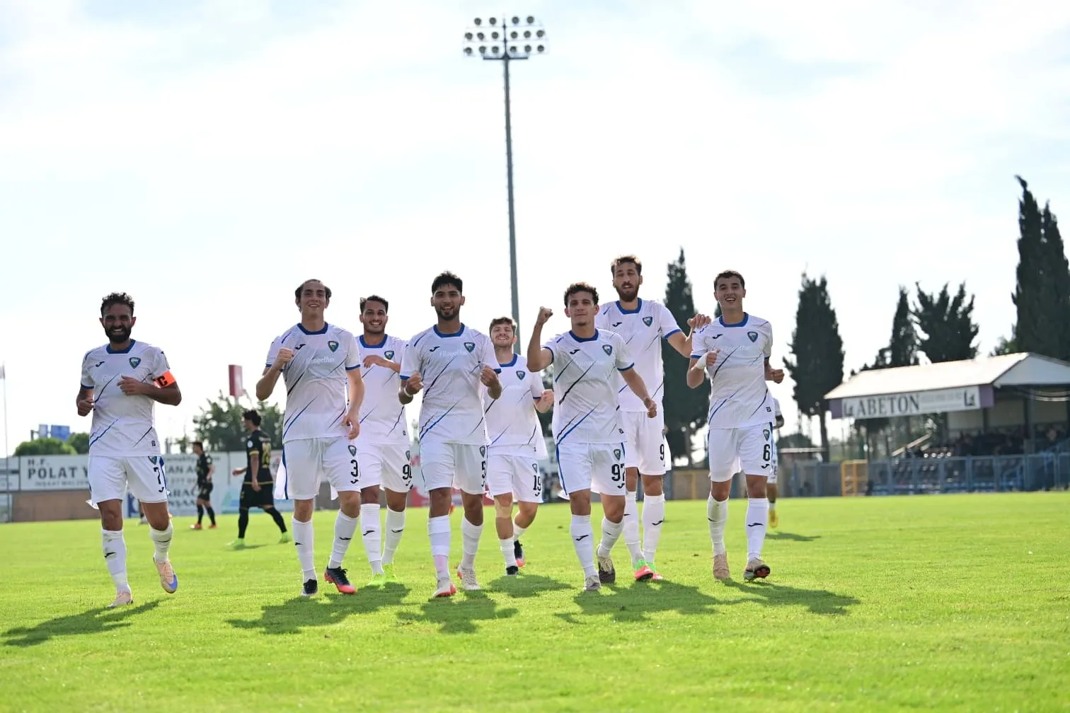 Karacabey Belediyespor'un Kupa Mesaisi Nefes Kesti: Penaltılarla Gelen Zafer